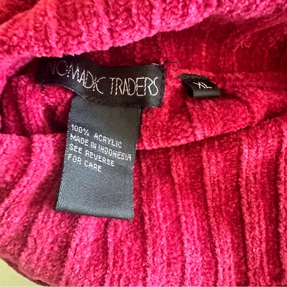 NWT Nomadic Traders Red Raspberry Women’s Turtleneck Ribbed Sweater Size XL - Picture 7 of 8